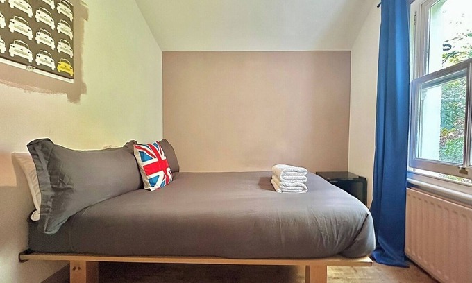 Evelyn House | Large house in central london/58