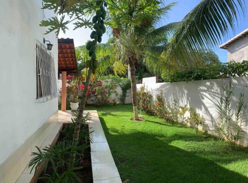 Parafuso House | Large house with pool, barbecue and garden