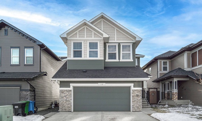 Evanston House | Large new family home near Airport and mall! I AC I Garage I Sleep 16+