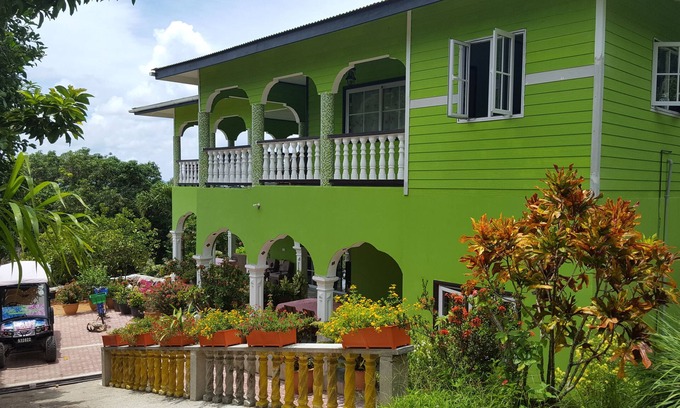 La Passe Bed & Breakfast | Large new room in superb guesthouse. Sea view