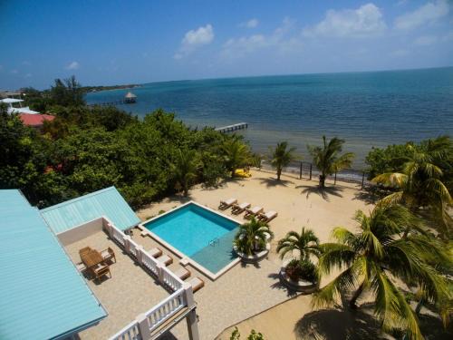Surfside Villa | Large Ocean Front Home Close to Village - Surfside Gecko