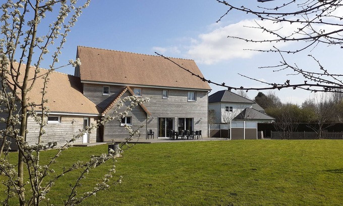 Gueutteville-les-Gres House | Large peaceful family cottage 8 minutes from the beaches