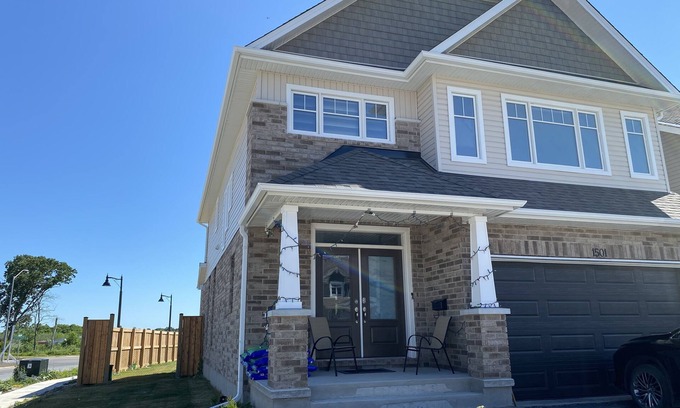 Amherstview House | Large , spacious, neat n clean home