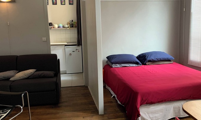Arts-et-Metiers Apartment | Large Studio in 'Le Marais' - Close to Everything!
