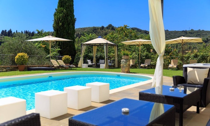 Grassina Villa | Large Tuscan Villa near Florence