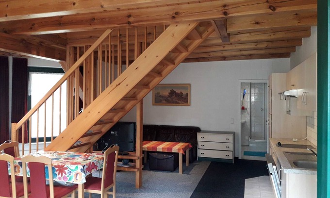 Loddin Apartment | Large vacation apartment - Holiday home Auf dem Galgenberg Loddin