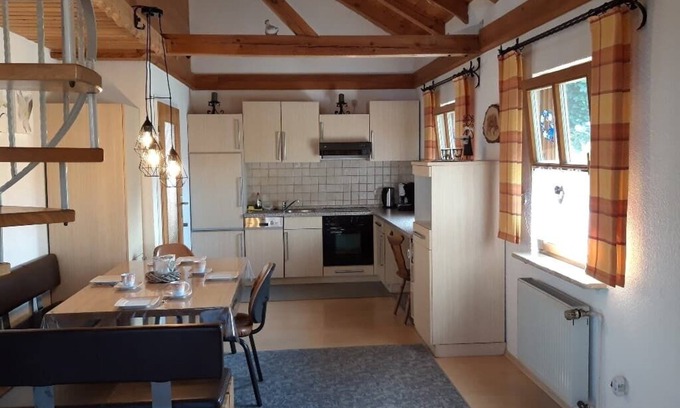 Tannesberg Apartment | Large vacation home with garden and barbecue facilities (98 sqm)