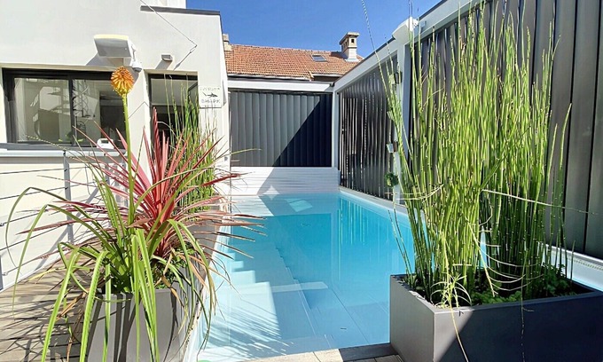 Chatillon Villa | Large villa with pool in Châtillon - Welkeys
