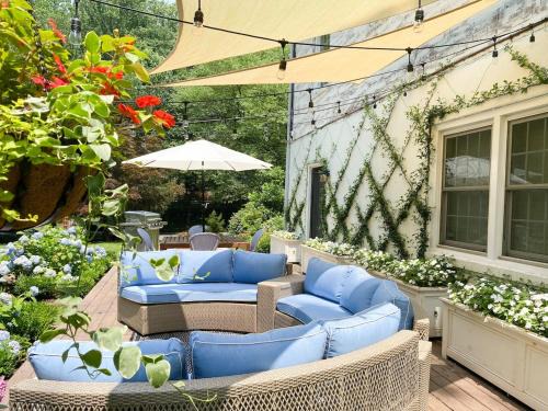 Lake Barcroft House | Large yard - Quiet area - 15 min to DC