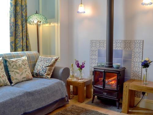 St Leonards-On-Sea House | Larkspur