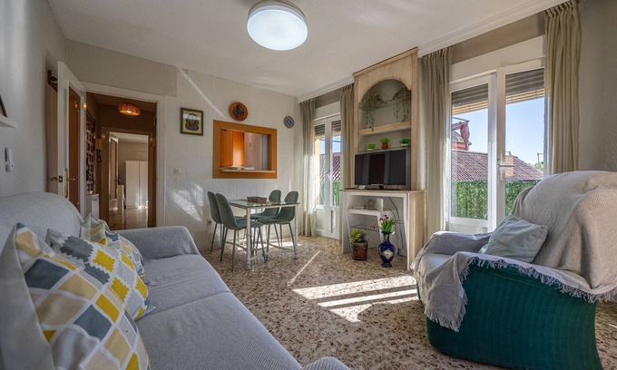 San Basilio Apartment | Las Flores de San Basilio & Parking