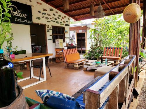 Pedasi Hotel | Las Porrocas Backpacer's