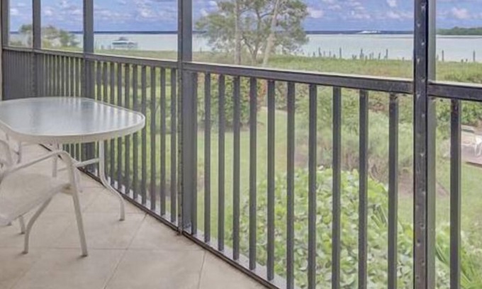 Captiva Condo | Last Min Cancellation means big savings for you ! Feb 29th thru March 7th 25% off ! Rate reflects discount