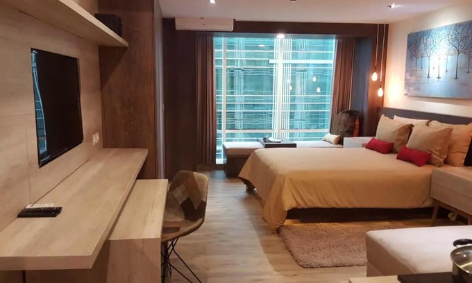 Mlati Apartment | Lavenderbnb Room 1 at Mataram City