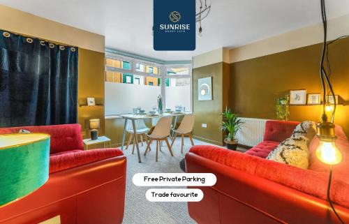 Dundee Apartment | LAW 3 - has 3 rooms, 5 Beds, 1 Bathroom, Free Parking, WiFi, Contractors, Tourists, Relocation, Business, Travellers, Central - Long Stays, INVOICE and REDUCED PRICE are only via SUNRISE SHORT LETS Dundee