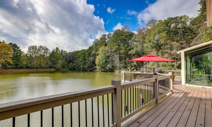Lawrenceville House | Lawrenceville Gem w/Boat Dock on Private Lake!