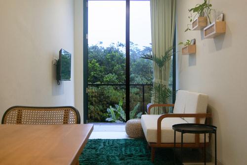 Cijayanti House | Lazespace 301 Homy Relax 2BR Unit Non-Smoking