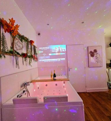 Quartier des Eaux-Claires Apartment | Le 2005 Double BALNEO, Lit QUEEN SIZE, soirée romantique