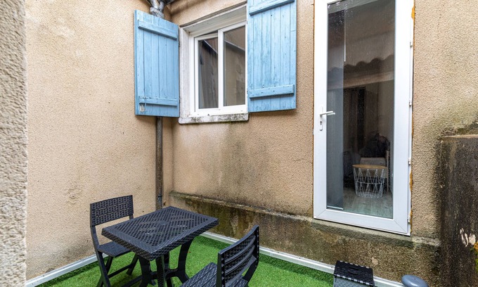 Angouleme Apartment | Le Besson BEY II - T2 apartment with patio