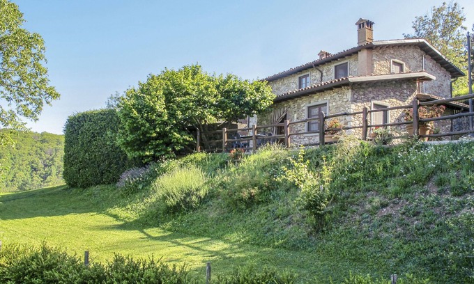 Molazzana House | Le Bore (CNG122) by Interhome