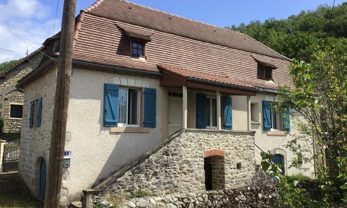 Biars-sur-Cere House | Le Bord de la Cère - BIARS-SUR-CERE