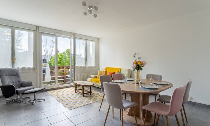 Saint-Laurent-en-Grandvaux Apartment | Le Chemin du bois - Station de ski accessible à pied et piscine