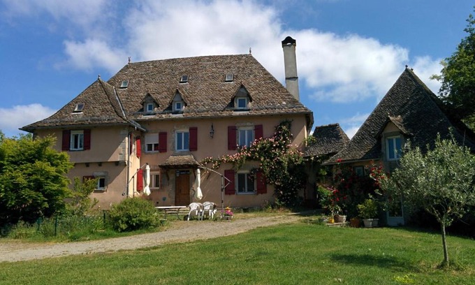 Leynhac House | Le Cayla