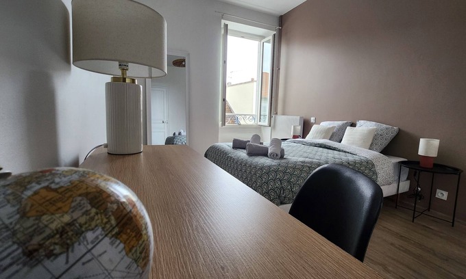 Jurancon Apartment | Le central, a spacious one-bedroom apartment in the heart of Jurançon