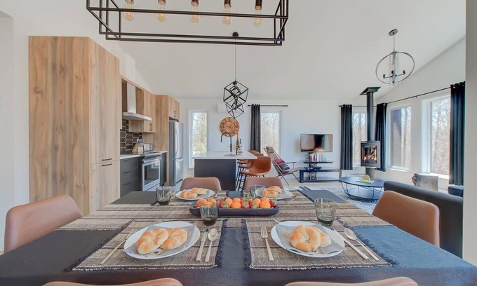 Pont-Rouge Ski Chalet | Le Cerf Blanc, Pont-Rouge