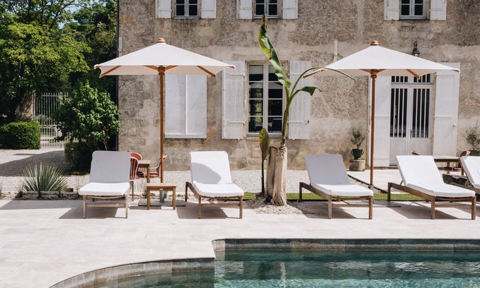 Saint-Seurin-de-Cadourne Bed & Breakfast | Le Château Réal