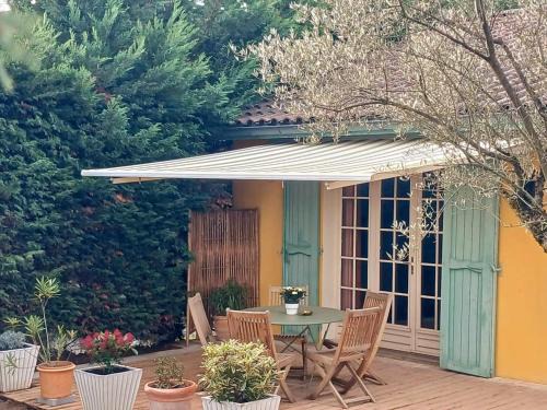 Charbonnieres-les-Bains Apartment | Le Chalet