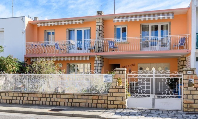 Le Grau-Du-Roi House | Le charmant, Superb T3 on 1st floor, 150m from the sea and shops