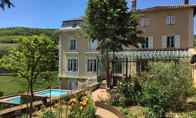 Theize House | Le Clos des Fayettes