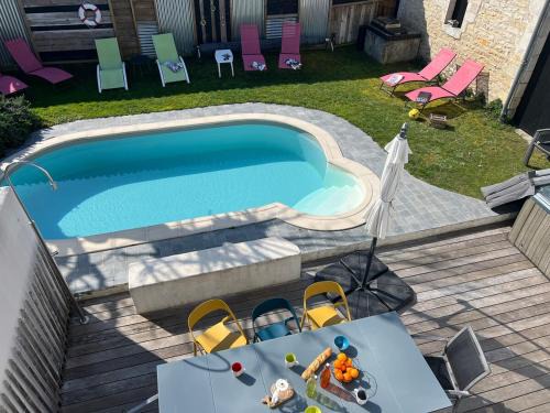 La Flotte Villa | Le Clos des Figuiers villa pool and jacuzzi