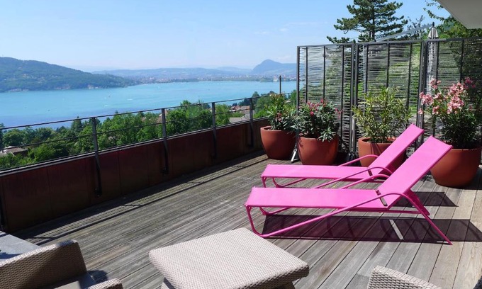Veyrier-du-Lac House | Le Clos Du Lac - location de chambres