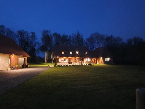 Saint-Gatien-des-Bois Bed & Breakfast | LE CLOS JOLY 14