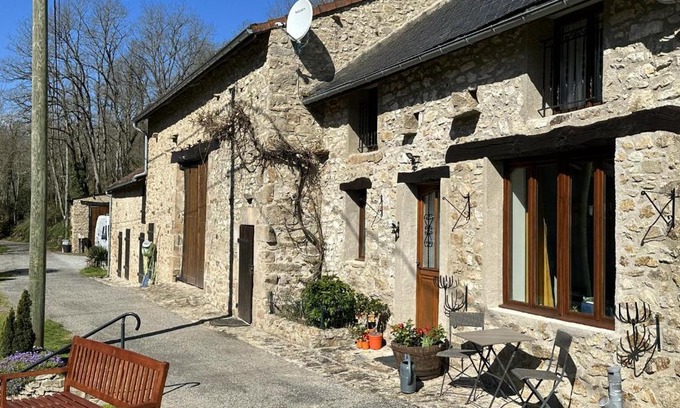 Saint-Hilaire-la-Treille House | Le Cottage at The Moulin Treillard