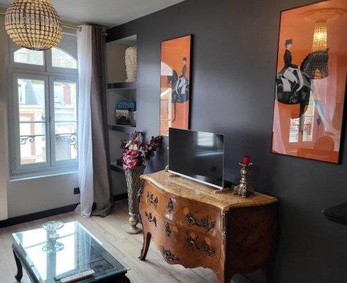 Etretat Apartment | "Le Dauphin", centre Etretat avec parking privé à 5 min