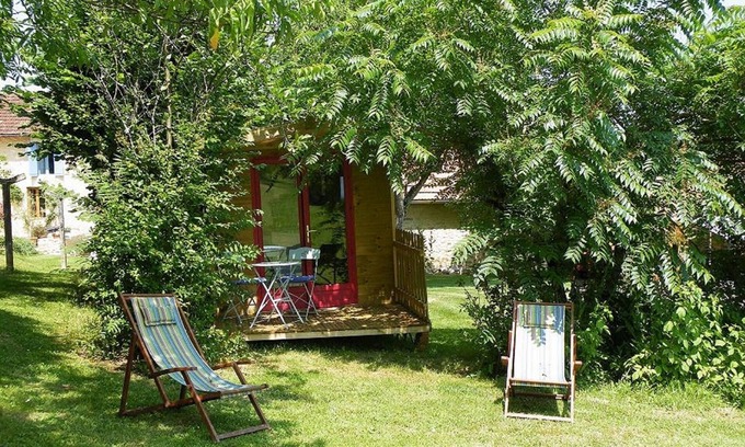Le Buisson-de-Cadouin House | Le domaine de Pécany-Charming caravan La Mésange