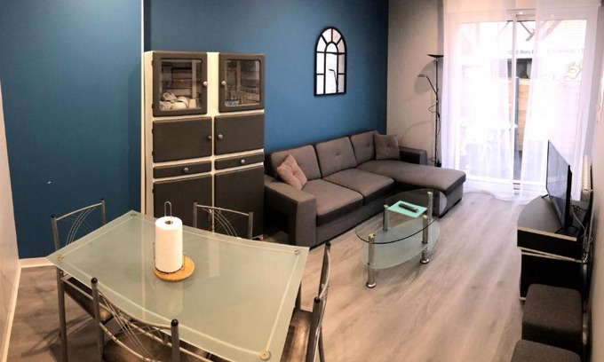 Saint-Martin de Brehal Apartment | LE DRAKKAR - 1 chambre - 4 personnes - Proximité de la plage