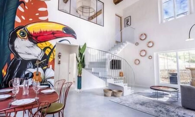 Aubussargues House | Le Duché - Maison de Charme à Aubussargues Avec Piscine Couverte et Chauffée