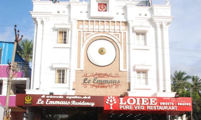East Tambaram Hotel | Le Emerald Residency