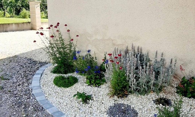 Creuzier-le-Neuf Bed & Breakfast | Le Feneau