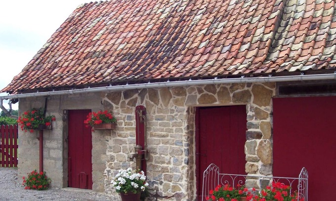 Henneveux House | Le Gîte Du Bois Groult