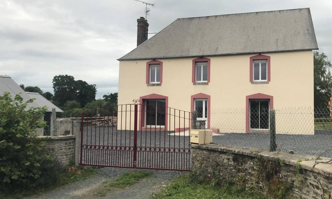 Saint-AndrE-de-l'Epine House | LE GÎTE NORMAND BELLEFONTAINE
