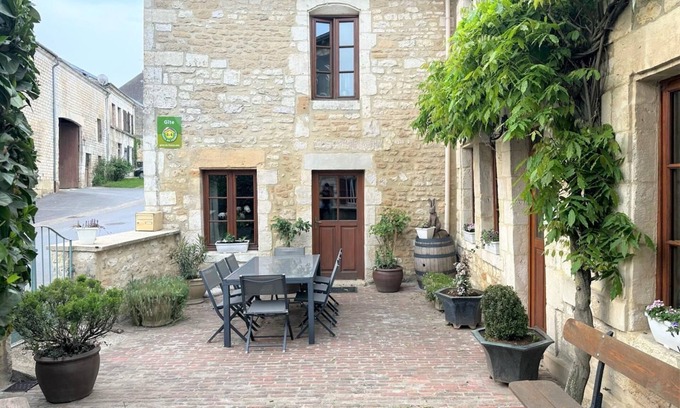 Chemery-sur-Bar House | LE Gite D'aglaé - Chemery Chehery