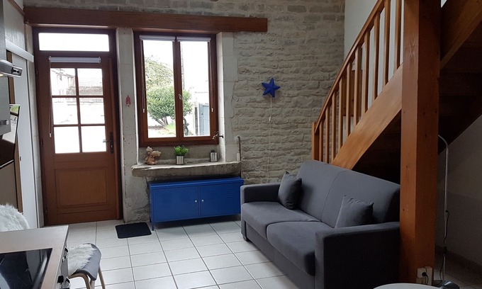 Vieville House | Le Gite des Ecuries de la Roche
