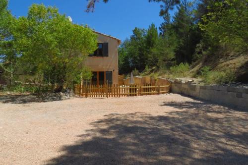 Allemagne-en-Provence House | Le gite du grand cèdre - proche des gorges du Verdon
