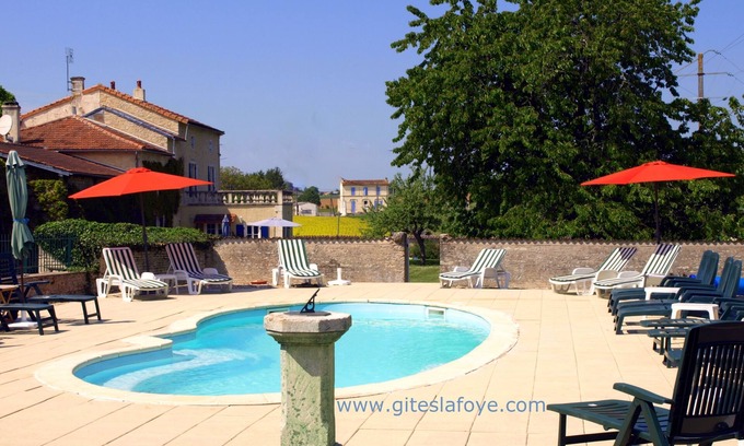La Foye House | Le Gite du Puits at Le Manoir de La Foye