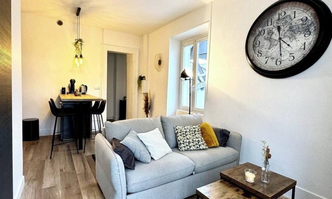 Aix-les-Bains Apartment | Le Grand Port - T2 with parking